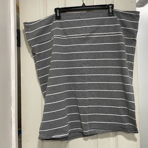 Pencil skirt plus size, torrid size 4. Super stretchy